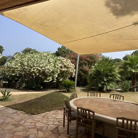 La Pinede By The Sea